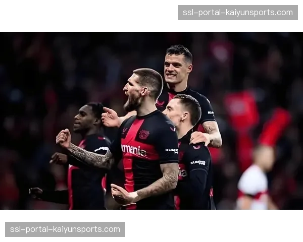 半场战报：赫罗纳1-1塞维利亚，控球劣势下反击效率成关键。